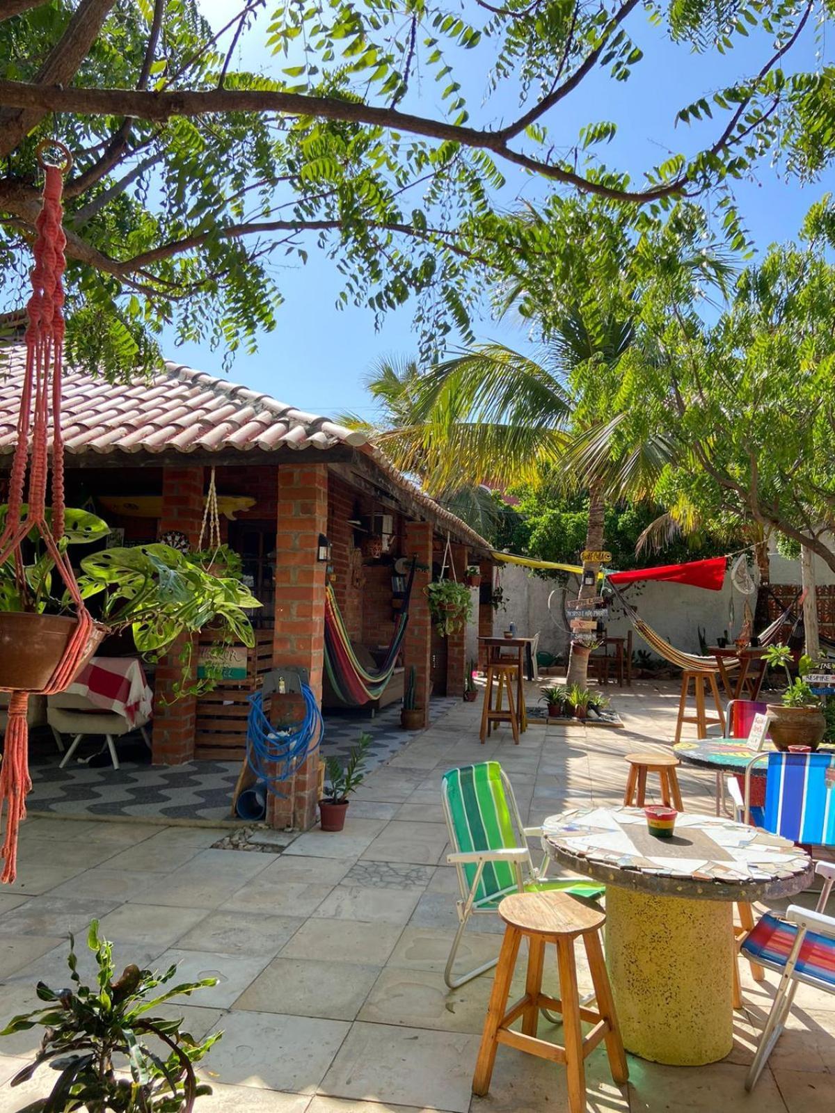 Canoa Roots Hostel Canoa Quebrada Buitenkant foto